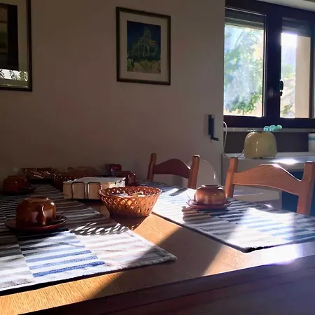 Nonno's Nest Pezze Di Greco